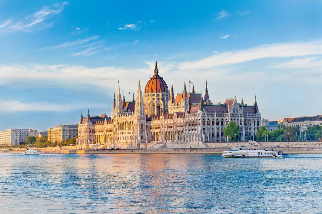Ouvrir la galerie défilante de Les cités du Danube Photos à 5