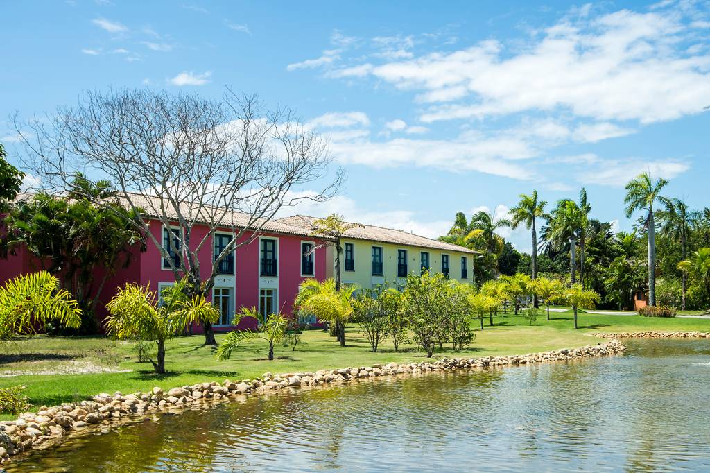 Open Trancoso photos slideshow gallery at 2