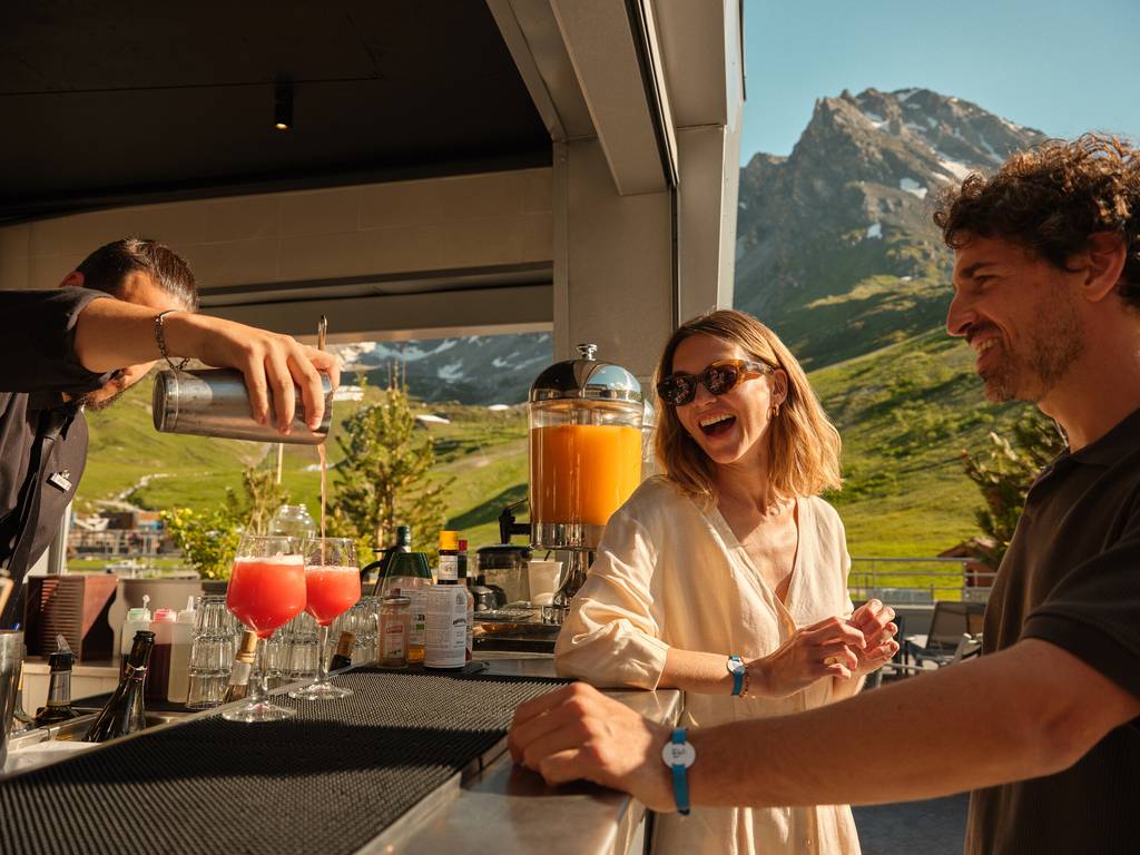Open Tignes photos slideshow gallery at 4