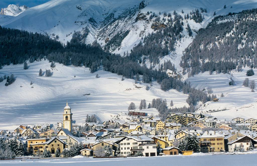 Open Saint-Moritz Roi Soleil photos slideshow gallery at 4