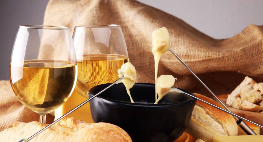 Sequência de Fondue Suíço - o verdadeiro fondue