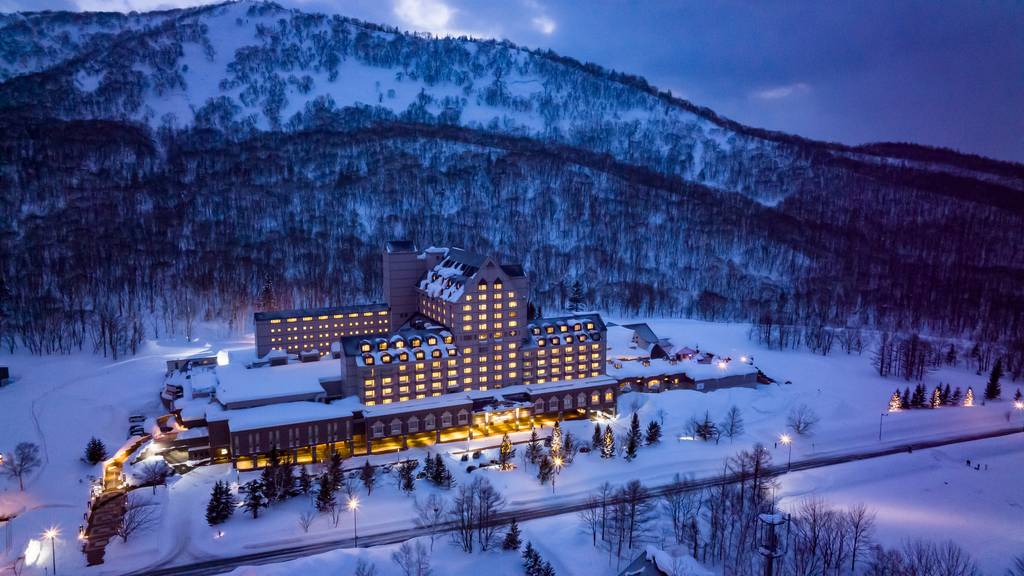 All-inclusive family ski vacations Resorts l Club Med