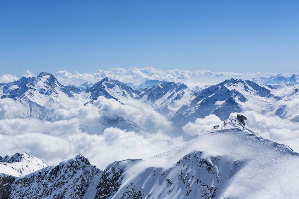 Location de Raquettes à neige à l'ALPE D'HUEZ - SARENNE SPORTS