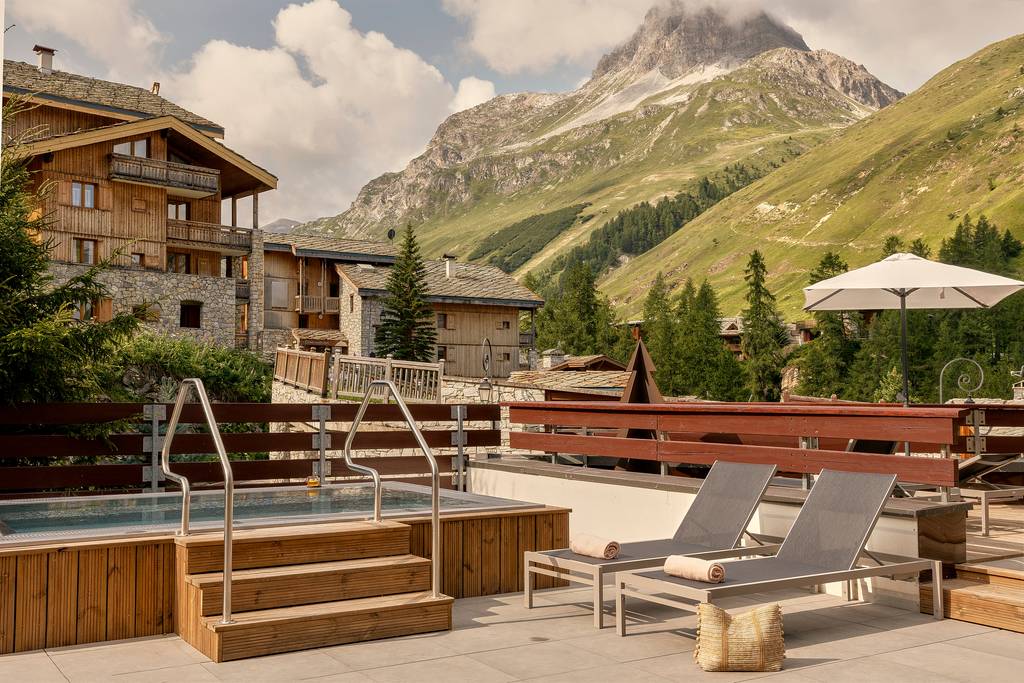 Geniet van de bergen in een luxe Resort in chaletstijl